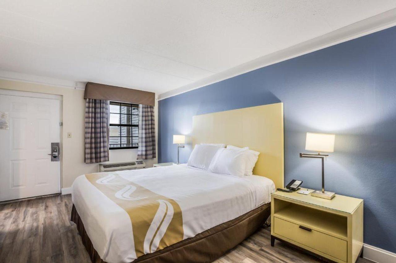 Quality Inn Hampton Exteriör bild