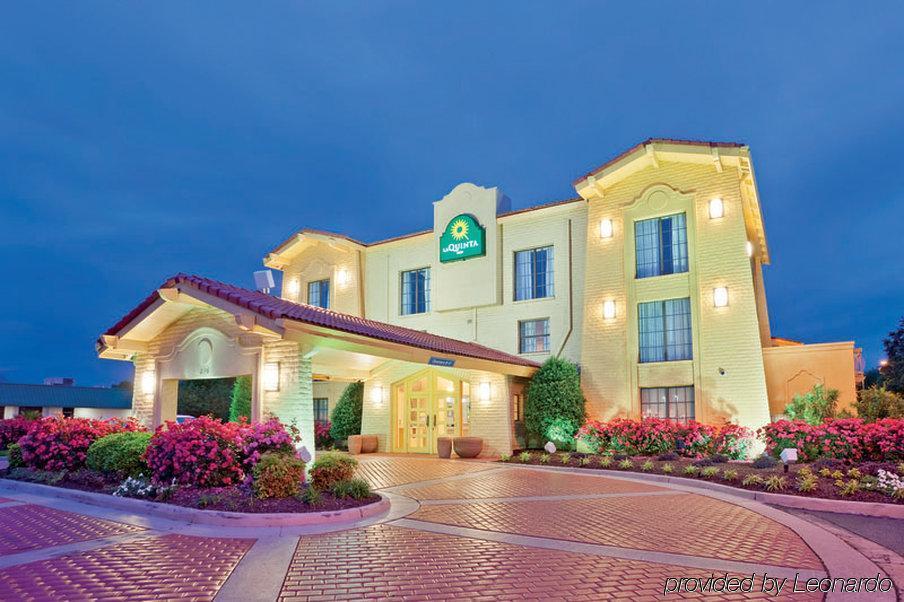 Quality Inn Hampton Exteriör bild