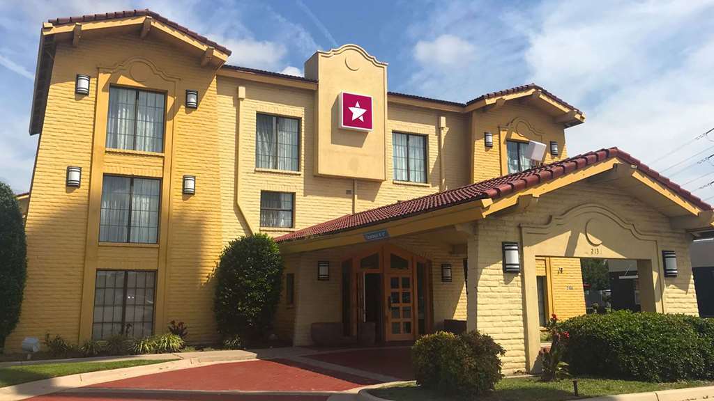 Quality Inn Hampton Exteriör bild